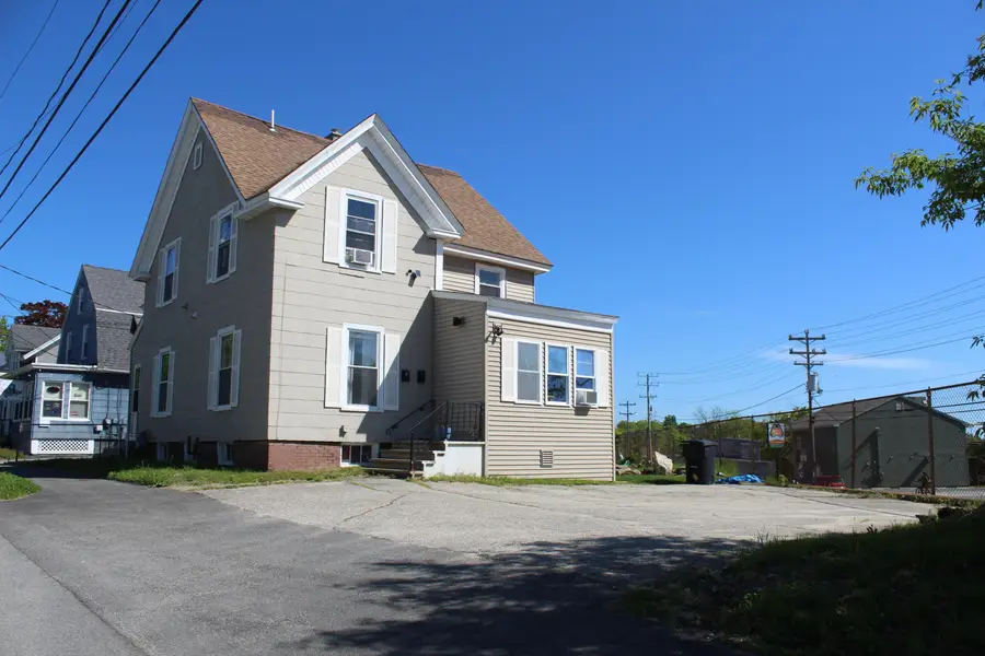 7 Grove Street, Auburn, ME 04210 - #2