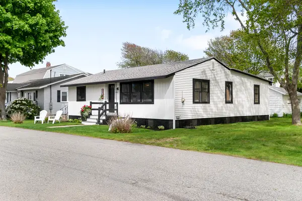76 N Tibbetts Avenue, Wells, ME 04090