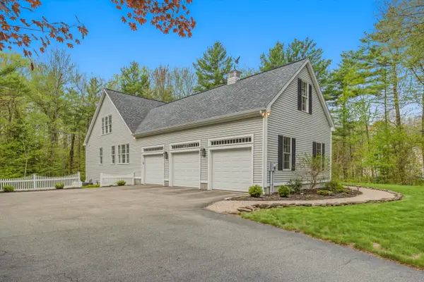 42 Black Swan Drive, South Berwick, ME 03908
