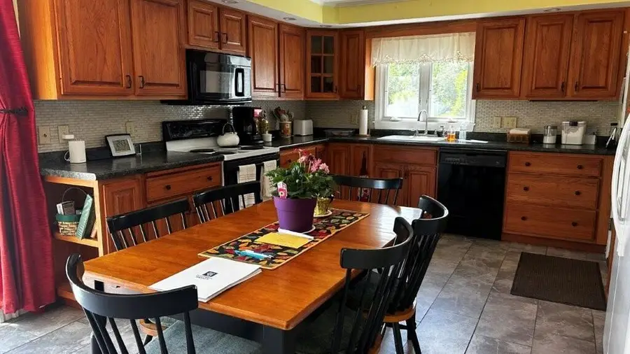 48 Yeaton Street, Waterville, ME 04901 - #3