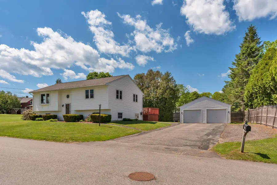 16 Leland Street, Lewiston, ME 04240 - #3