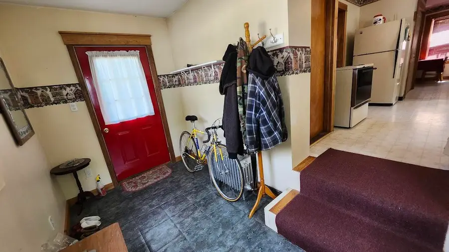 28 Eastland Avenue, Millinocket, ME 04462 - #3