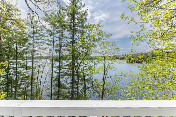 23A Baxter Road, Raymond, ME 04071