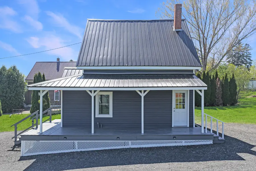 61 Washburn Street, Caribou, ME 04736 - #3