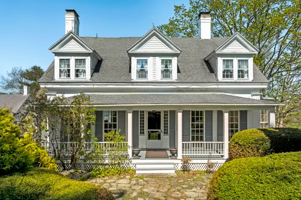 36 Pleasant Street, Damariscotta, ME 04553