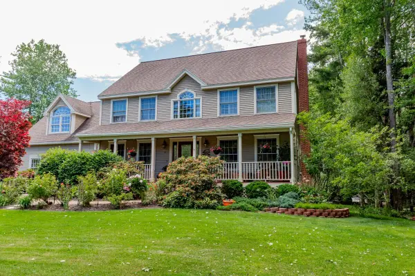7 Bornheimer Place, Scarborough, ME 04074