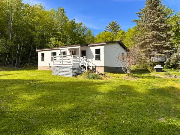 99 Dixon Road, Lebanon, ME 04027