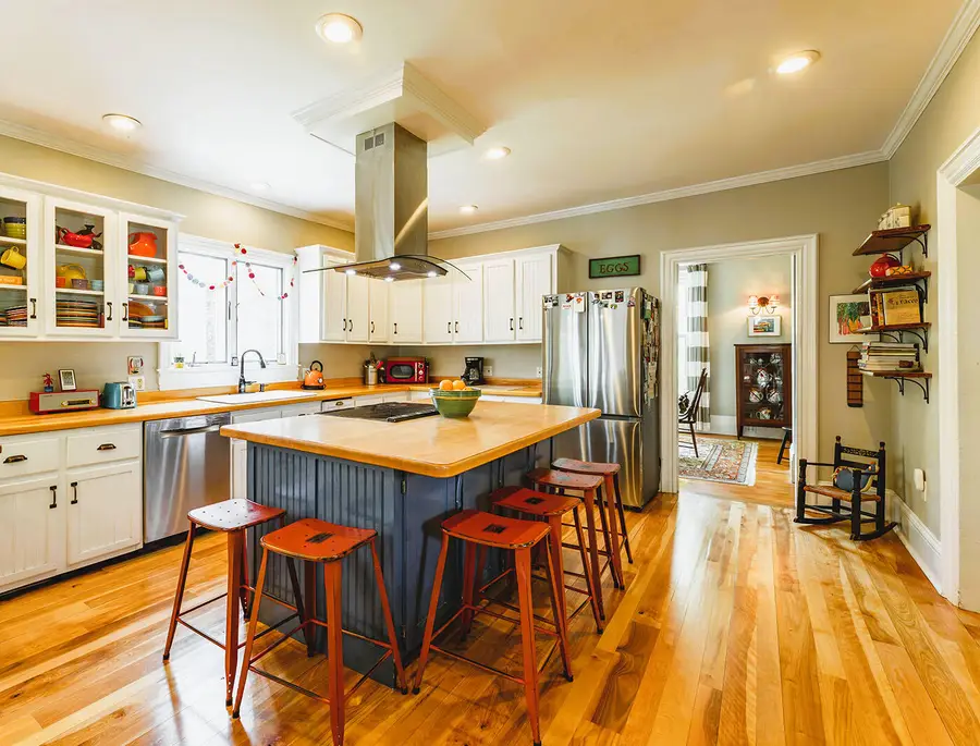 18 Trim Street, Camden, ME 04843 - #2