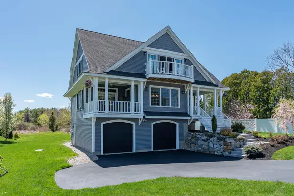 2 Cottage Way, Kittery, ME 03904
