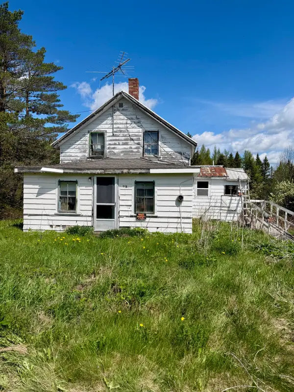 972 Presque Isle Road, Ashland, ME 04732
