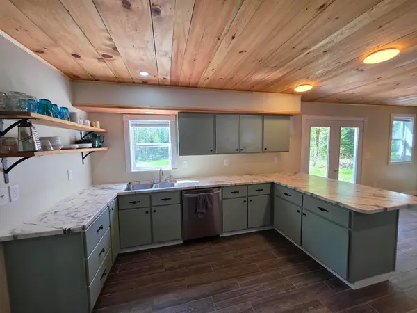 13 Sawpit Road, Appleton, ME 04862