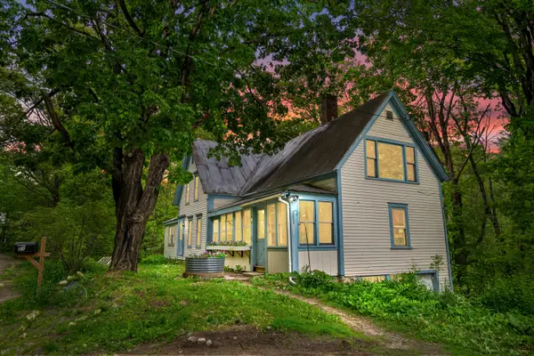 21 Dearborn Road Road, Hiram, ME 04041