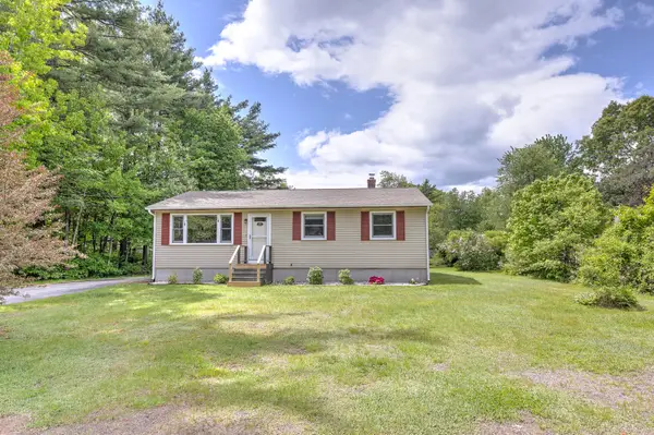 15 Birchwood Avenue, Windham, ME 04062