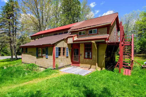 737 East Blue Hill Road, Blue Hill, ME 04614