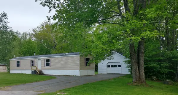 57 Carter Woods, Bradley, ME 04411
