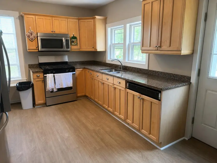 1327 Us-1, York, ME 03902 - #3