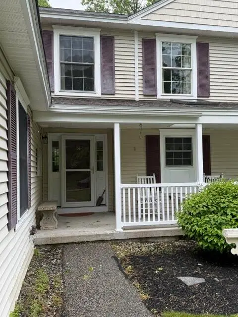 14 Hampton Glen Drive #51, Kennebunk, ME 04043