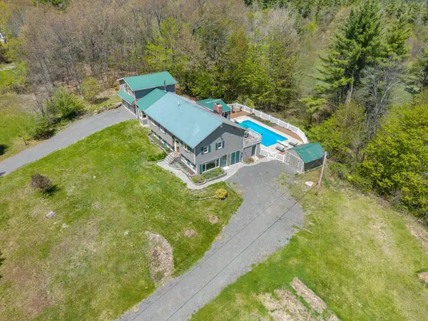 528 Bauneg Beg Hill Road, North Berwick, ME 03906