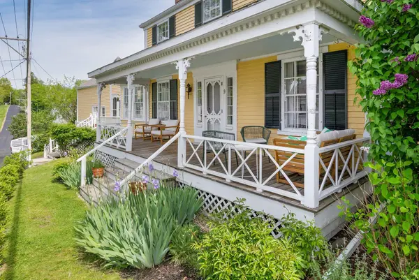 9 Bradbury Street, Wiscasset, ME 04578