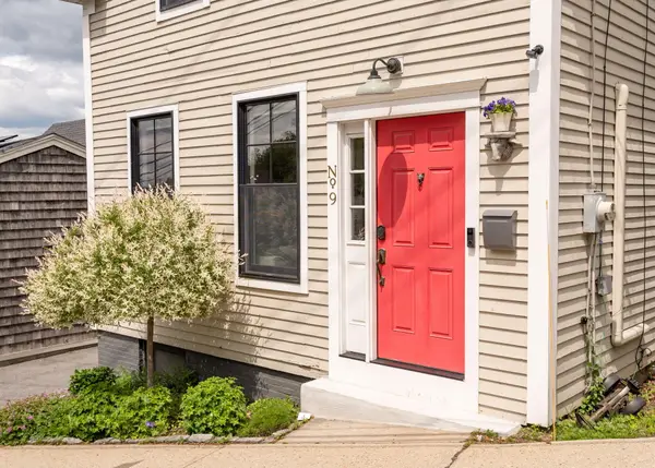 9 Fox Street, Portland, ME 04101