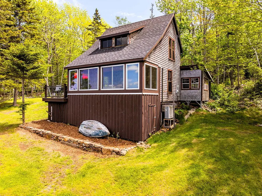 8 Chara Lane, Owls Head, ME 04854 - #3