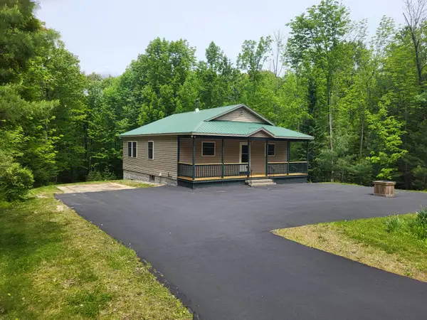 159 Pikes Hill Road, Norway, ME 04268