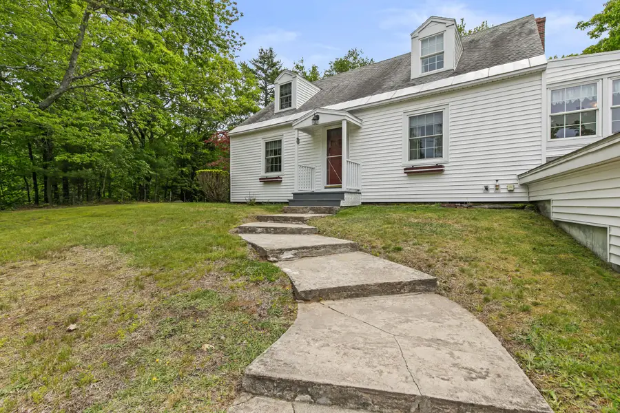 69 Railroad Avenue, Springvale, ME 04083 - #3