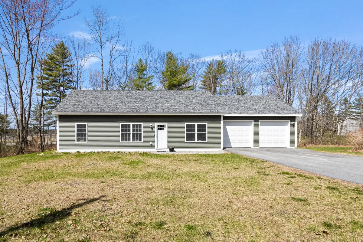 699 Beech Hill Road, Auburn, ME 04210 - #1