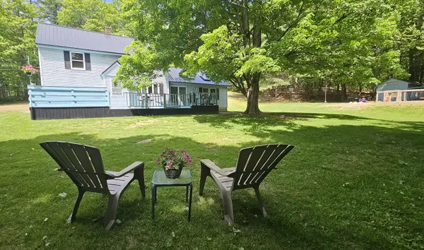 77 Maple Street, Farmingdale, ME 04344