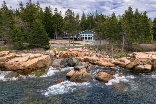 139 Spruce Lane, Winter Harbor, ME 04693