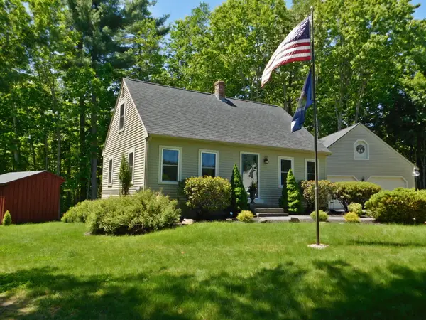 25 Wintergreen Drive, Gorham, ME 04038