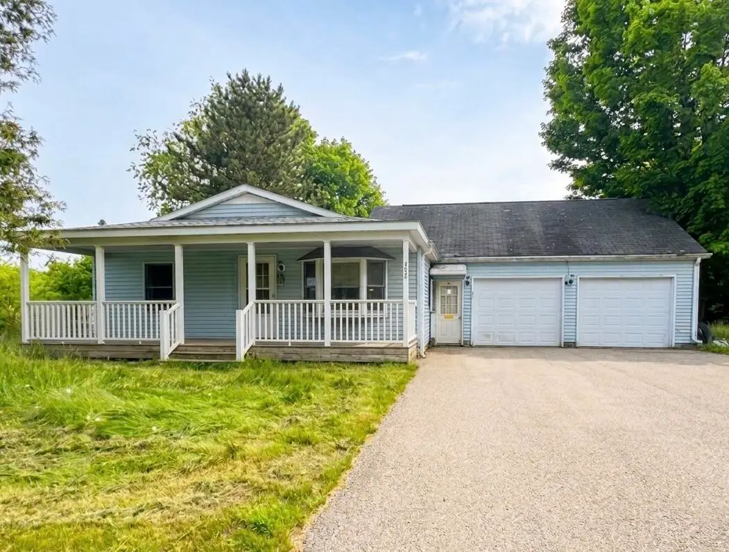 401 Montello Street, Lewiston, ME 04240 - #1