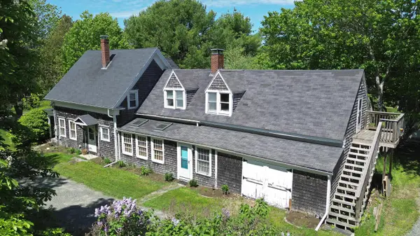 500 Douglas Highway, Lamoine, ME 04605
