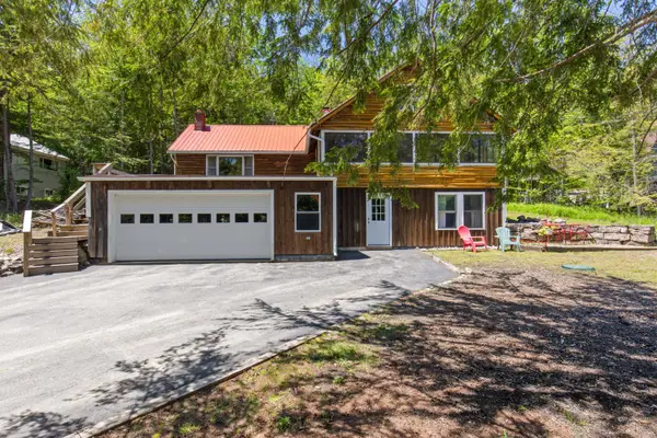22 Heniger Park Road, Otisfield, ME 04270