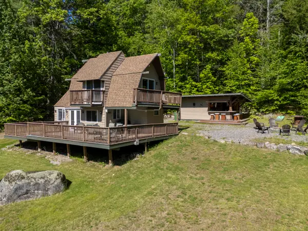 68 Beach Road, Naples, ME 04055