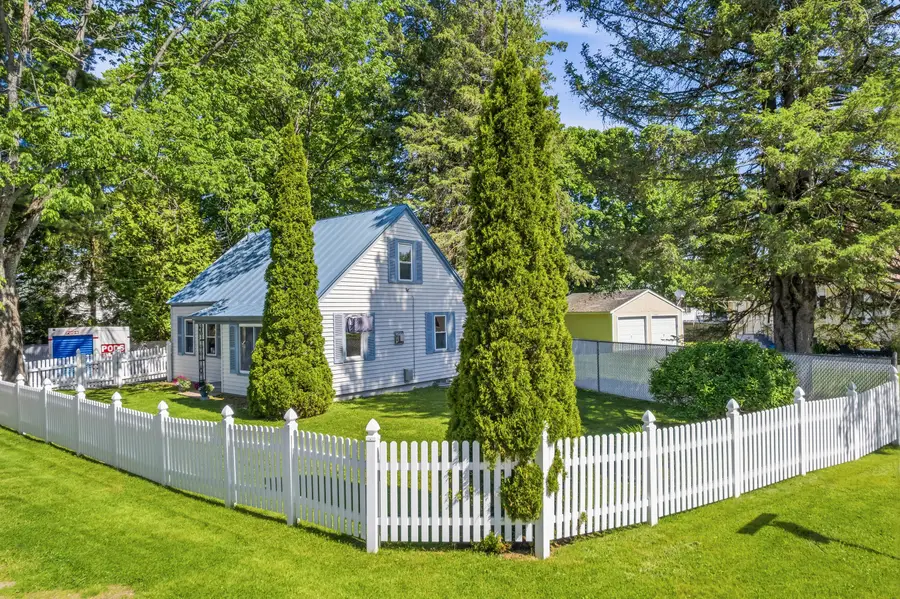 27 Edgemont Avenue, Waterville, ME 04901 - #2