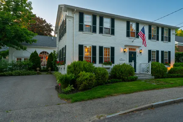 4 Elm Street, Kennebunkport, ME 04046