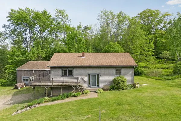 88 Gurney Street, Rockport, ME 04856