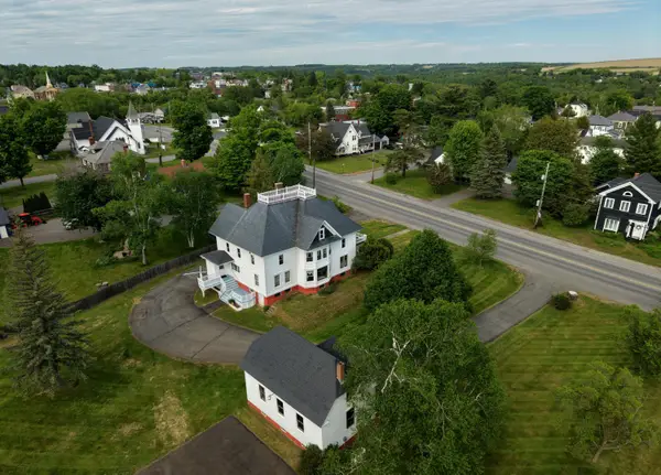 636 Main Street, Caribou, ME 04736