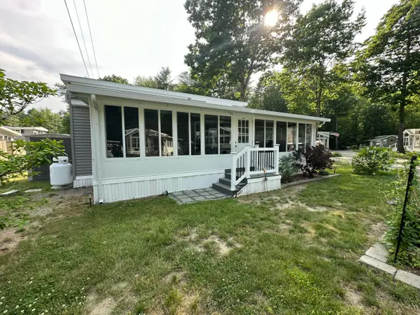 23 College Drive #26B, Wells, ME 04090