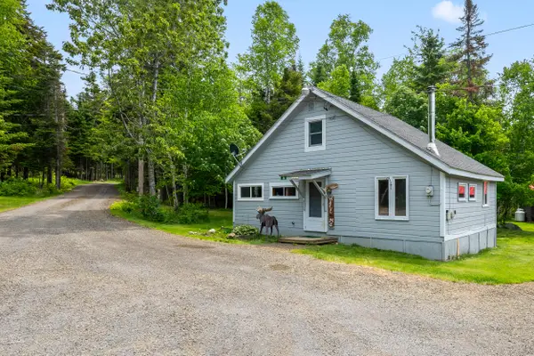 26 Needham Lane #5, Rangeley, ME 04970