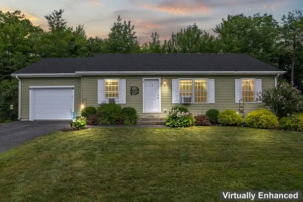 14 Fox Hollow Drive, Auburn, ME 04210