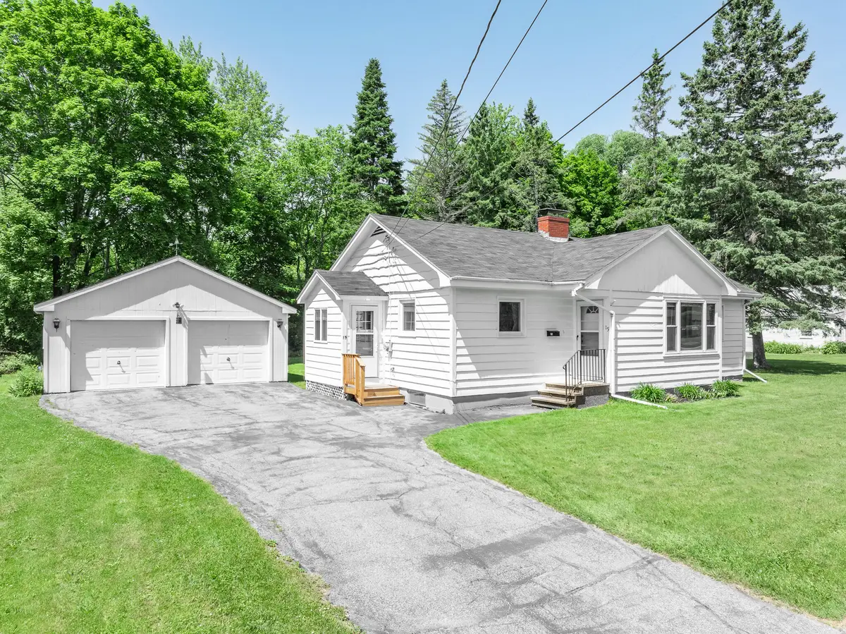 15 Parkway N, Brewer, ME 04412 - #1