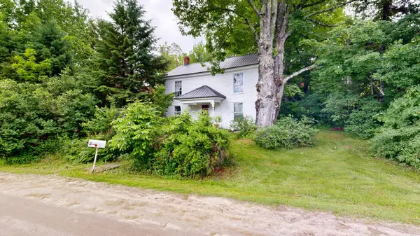 10 Picnic Hill Road, Albany Twp, ME 04217