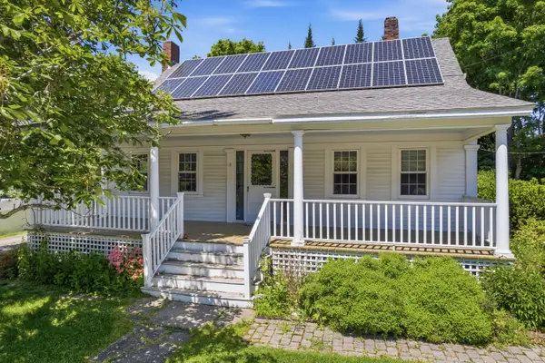8 Mills Road, Newcastle, ME 04553