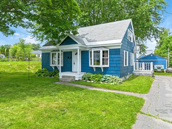 29 Sterling Street, Waterville, ME 04901