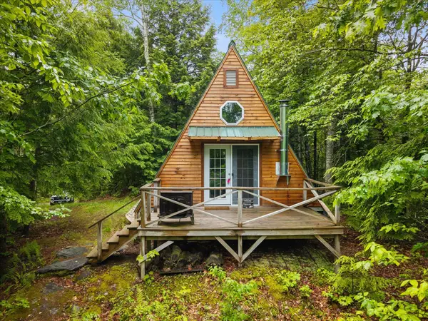 104 Drake Pond Road, Jackson, ME 04921
