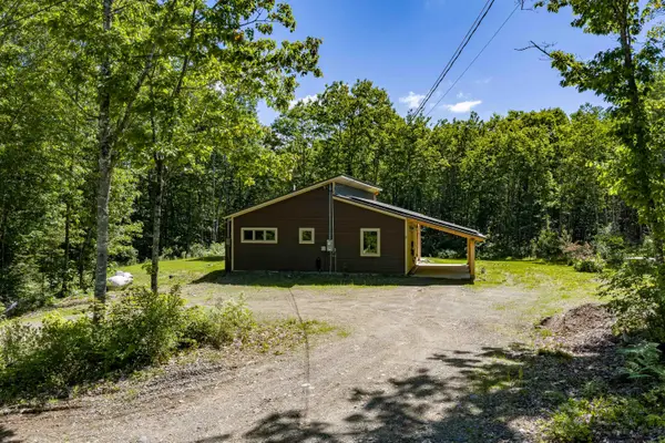 8 Cooper Ridge, Belfast, ME 04915
