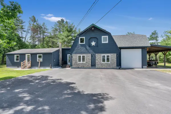 16 Coolidge Street, Newfield, ME 04095