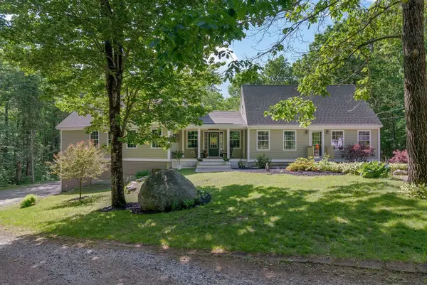 79 Lukes Road, Casco, ME 04015